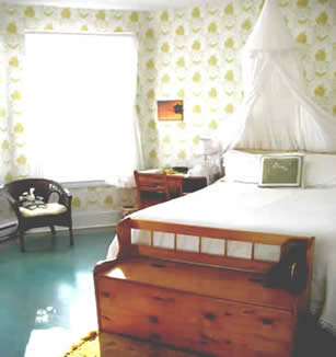 Country Garden Bed and Breakfast Room with ensuite