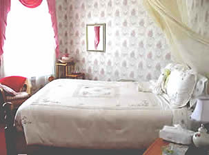 Victorian Rose Bed and Breakfast Room